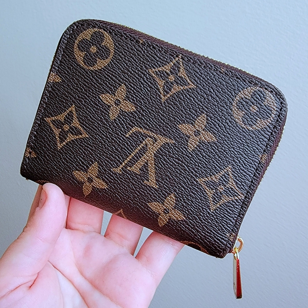 ❤️Louis Vuitton Authentic Zippy Mongram Coin Purse